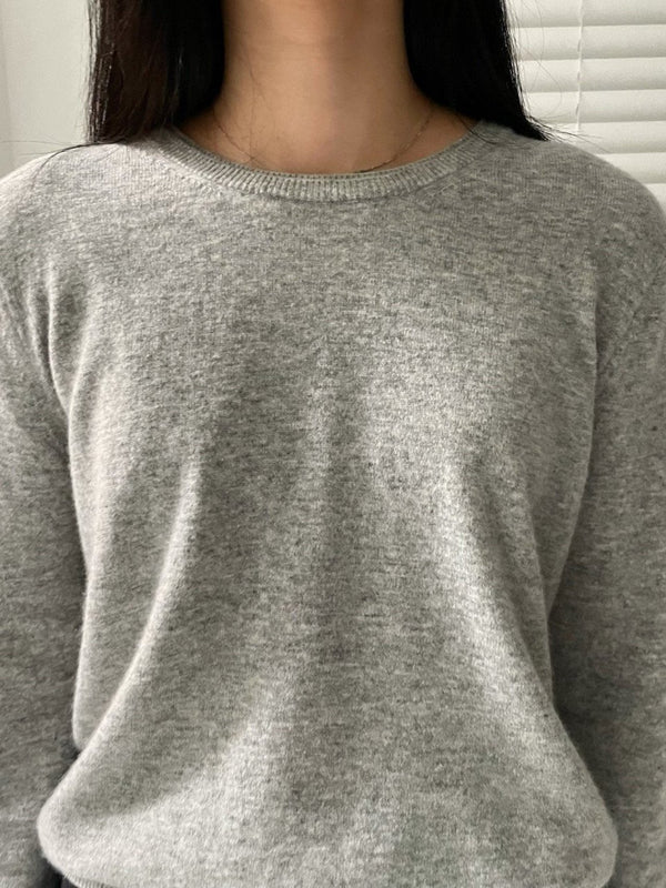 DOUBLE LIPPED ROUND NECK KNIT