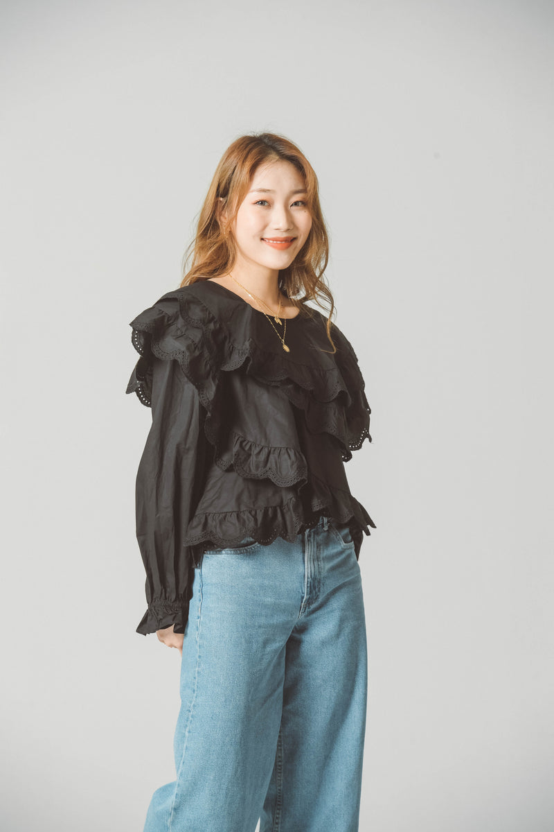 STRUCTURED RUFFLE BLOUSE