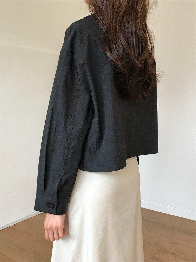 2 POCKET CROPPED SHIRT JACKET