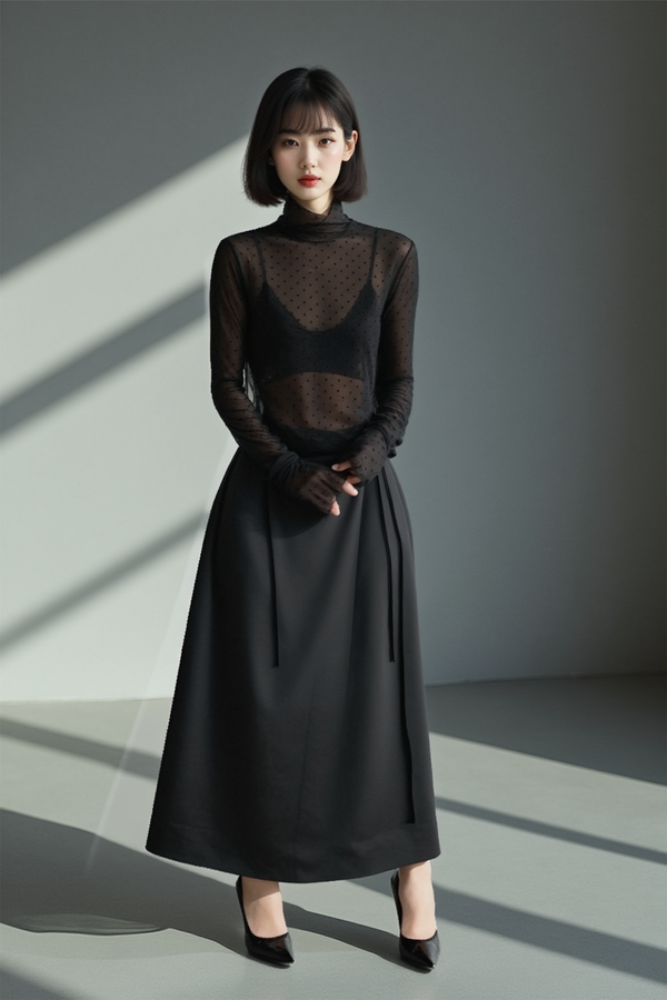 SHADOW DOT ELEGANT TURTLENECK