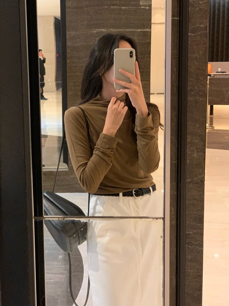 ALLURE HALF TURTLENECK TOP