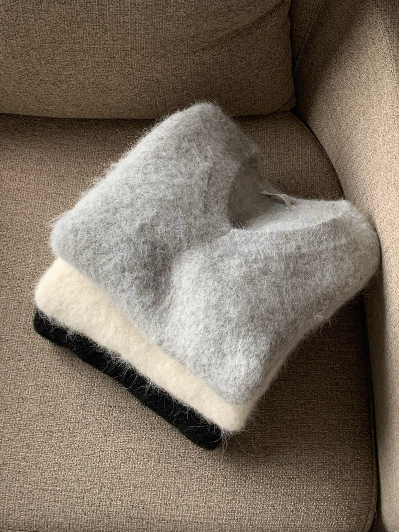 ALPACA V-NECK KNIT