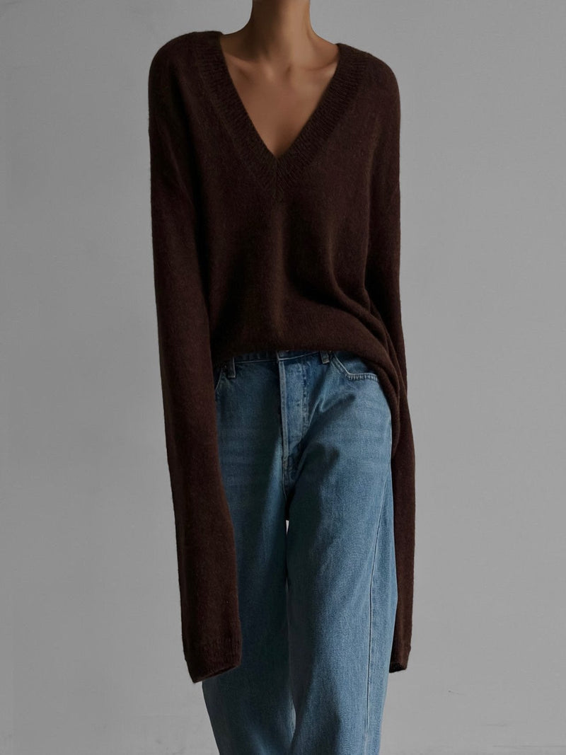 ALPACA DEEP V-NECK KNIT TOP