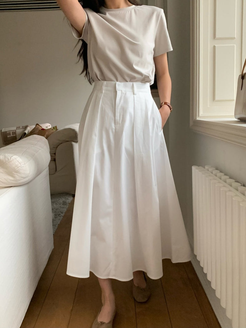 BACK BANDED FLARED PLEAT SKIRT