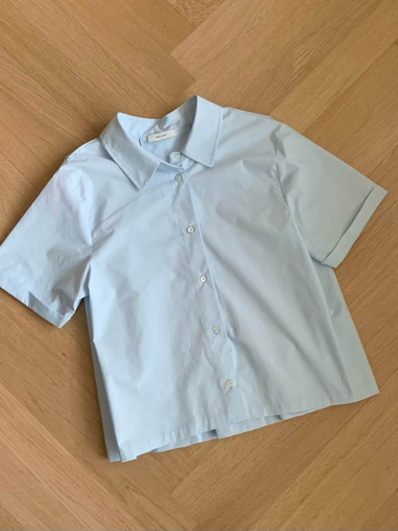 BACK PLEAT COTTON SHIRT