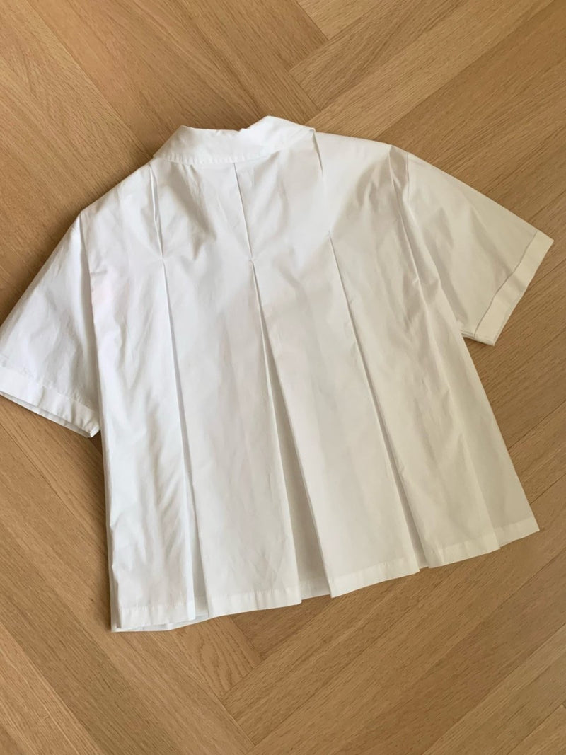 BACK PLEAT COTTON SHIRT
