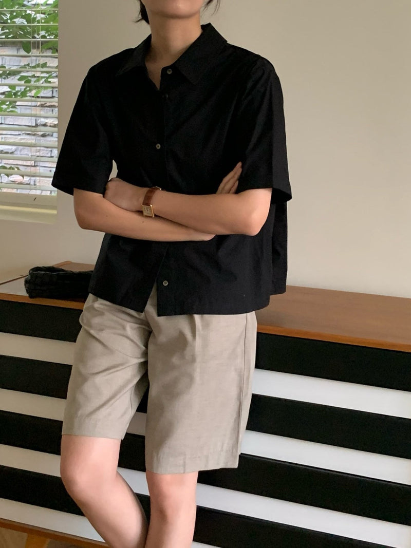 BACK PLEAT COTTON SHIRT