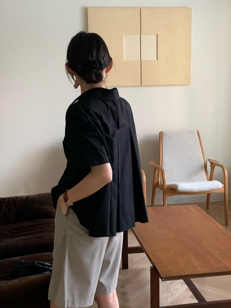 BACK PLEAT COTTON SHIRT