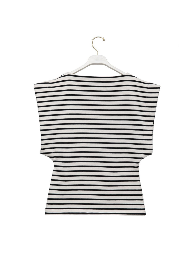 BOATNECK SQUARE SHOULDER SLEEVELESS TOP