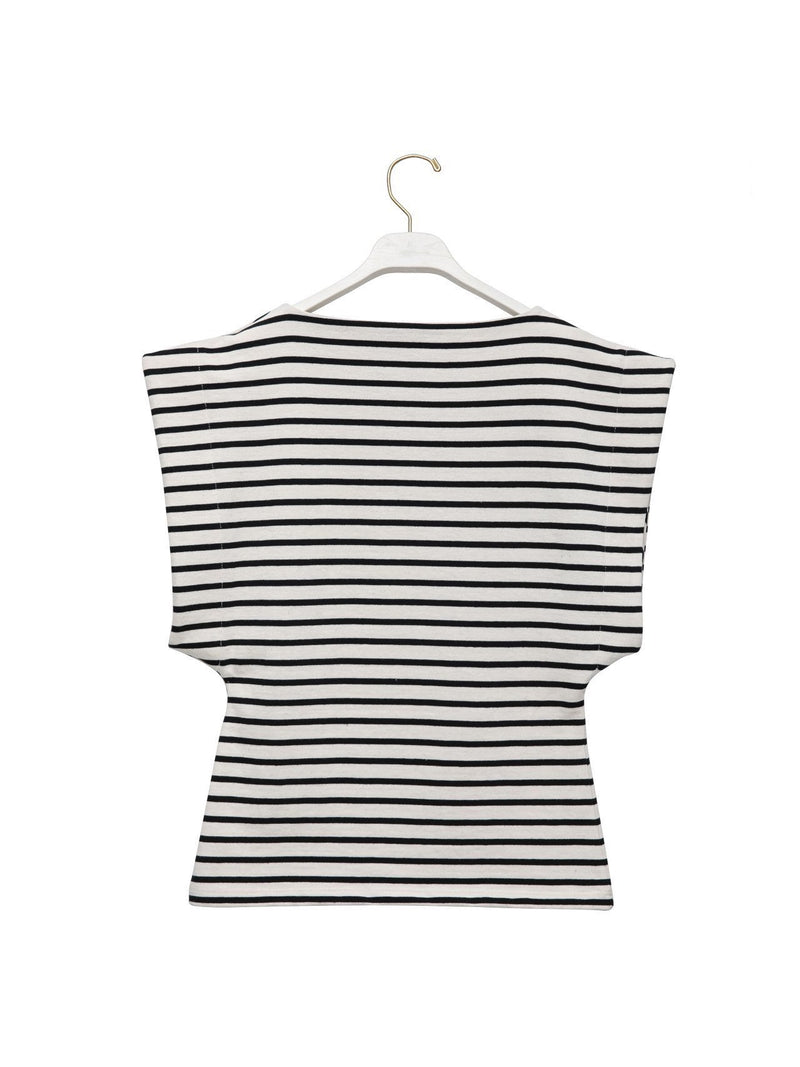 BOATNECK SQUARE SHOULDER SLEEVELESS TOP