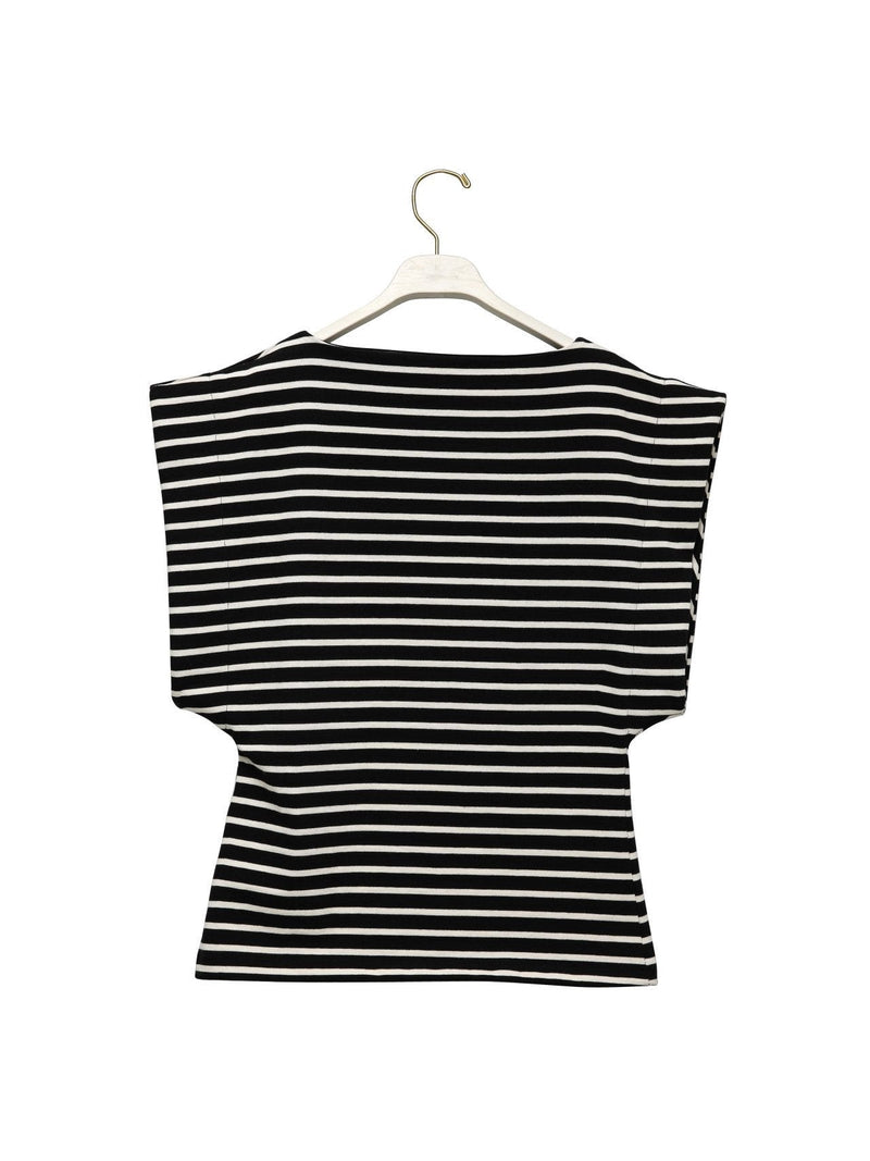 BOATNECK SQUARE SHOULDER SLEEVELESS TOP