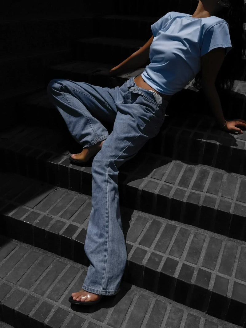 BUTTON FLY BOYFRIEND JEANS