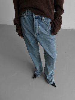BUTTON FLY BOYFRIEND JEANS