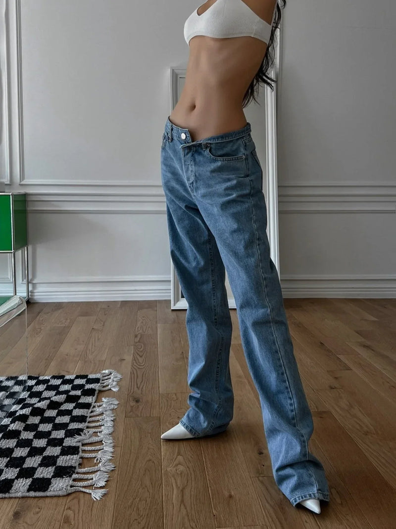 BUTTON FLY BOYFRIEND JEANS