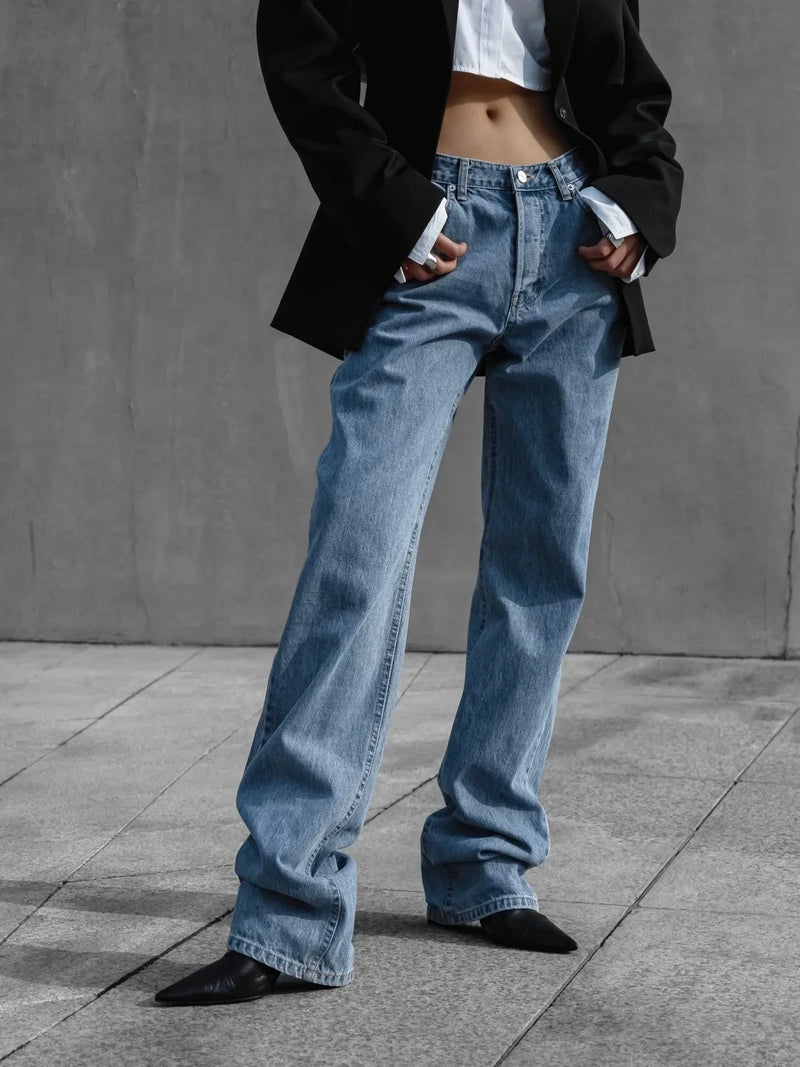 BUTTON FLY BOYFRIEND JEANS