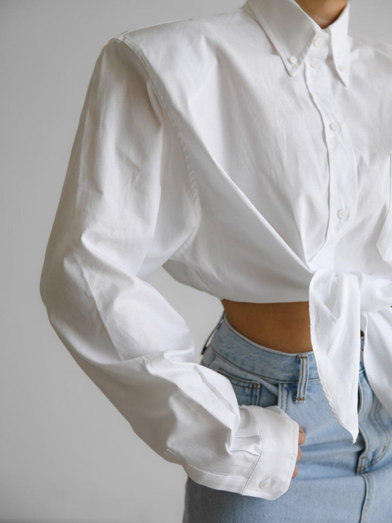 CROPPED BUTTON DOWN SHIRT WITH KNOT DETAIL