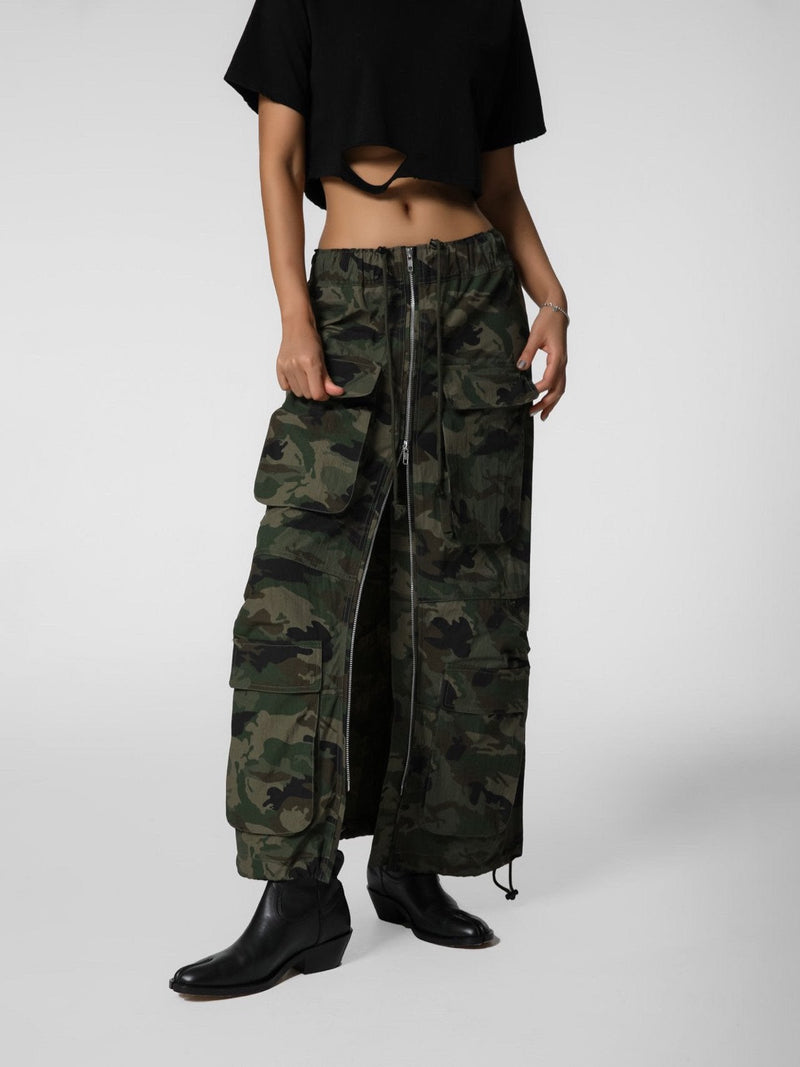 CAMOUFLAGE ZIPPED CARGO SKIRT