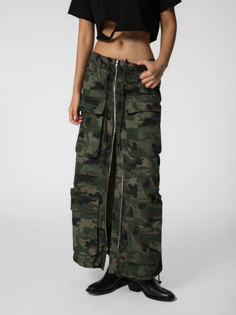 CAMOUFLAGE ZIPPED CARGO SKIRT