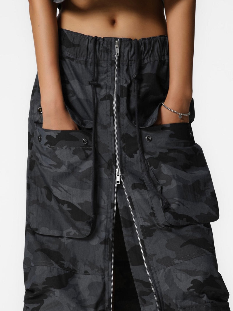 CAMOUFLAGE ZIPPED CARGO SKIRT