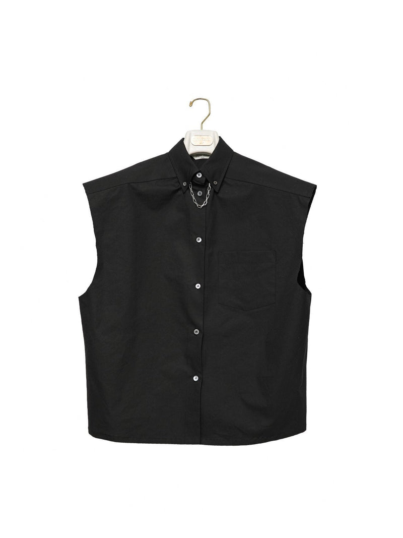 CHAIN NECKLACE DETAIL SLEEVELESS BUTTON DOWN SHIRT