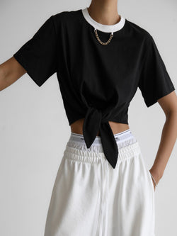CHAIN NECKLACE KNOT DETAIL CROPPED T-SHIRT