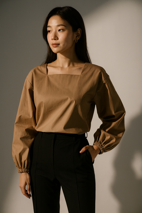 SCULPTED SQUARE-NECK PUFF SLEEVE BLOUSE