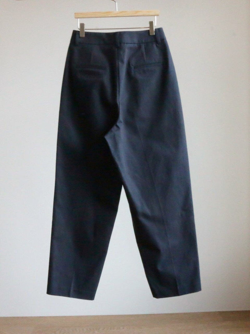 COTTON PIN TUCK CHINOS