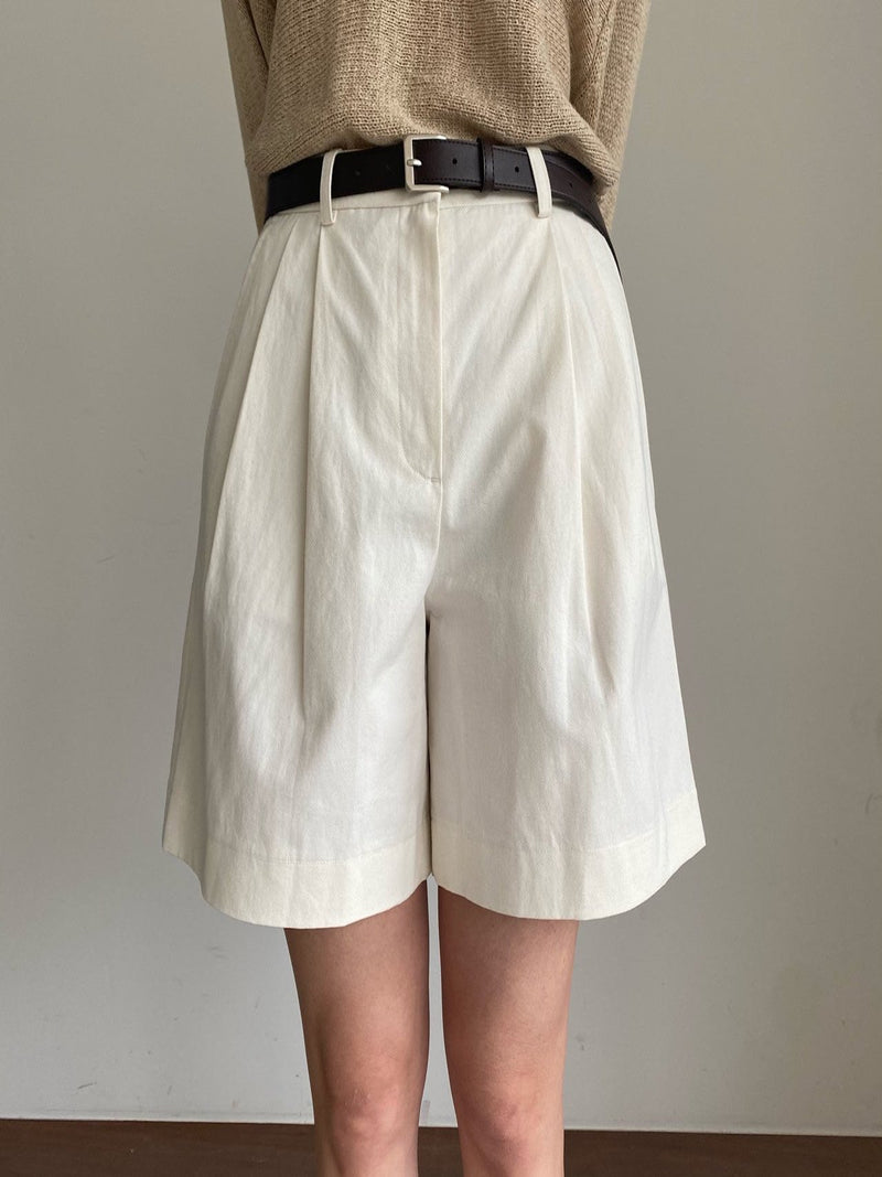 COTTON TWILL PIN TUCK SHORTS