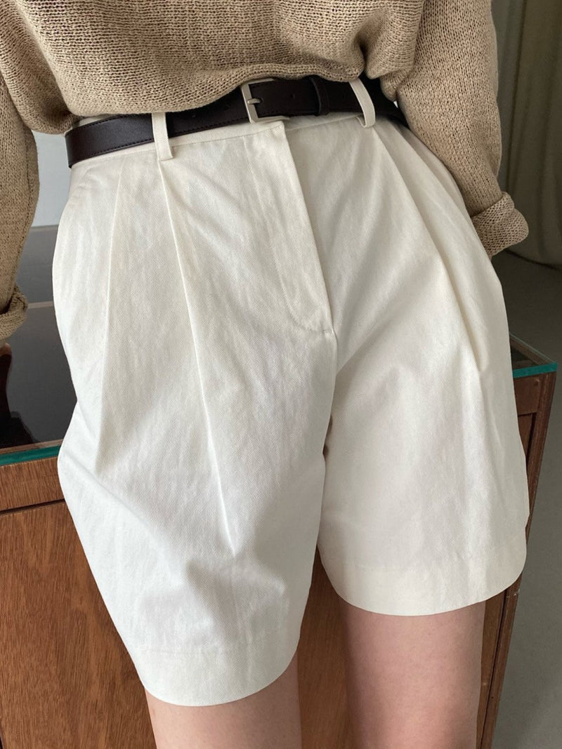 COTTON TWILL PIN TUCK SHORTS