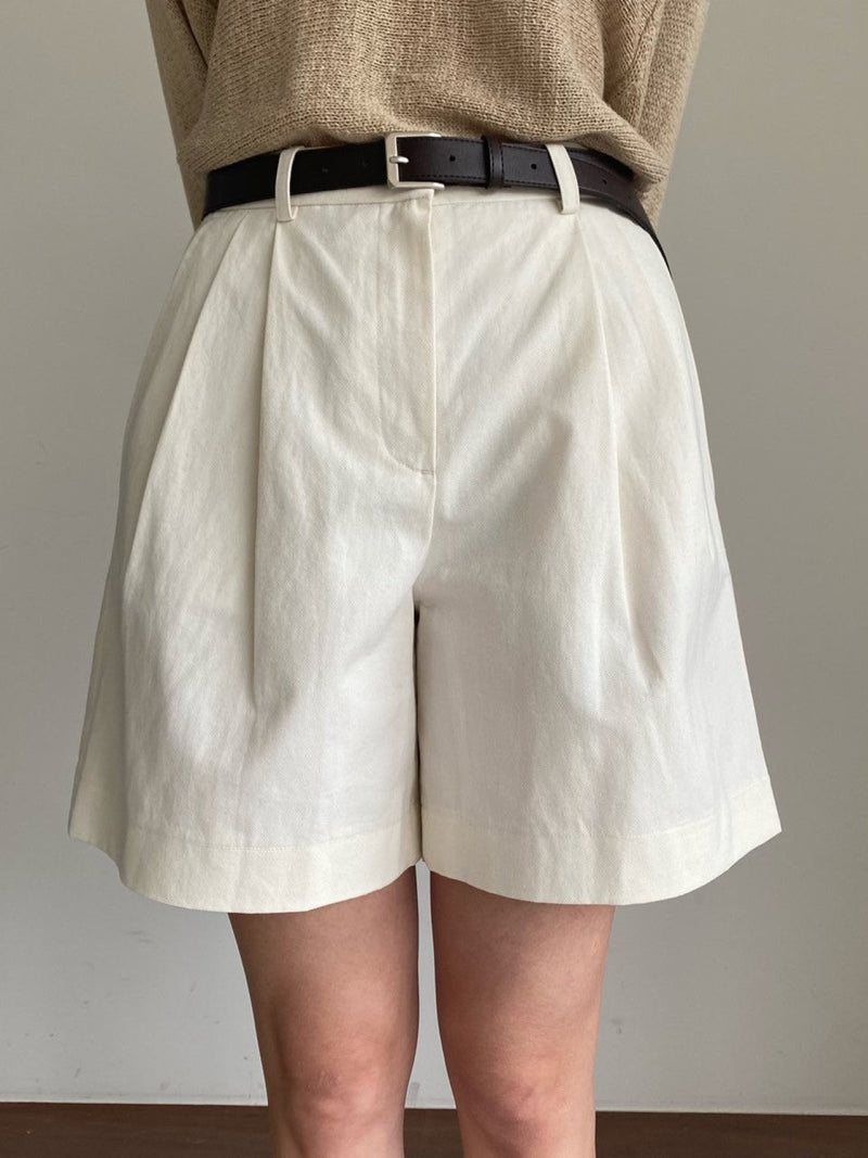 COTTON TWILL PIN TUCK SHORTS