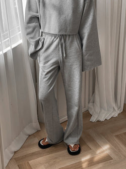 CUTTED DETAIL WIDE SWEATPANTS