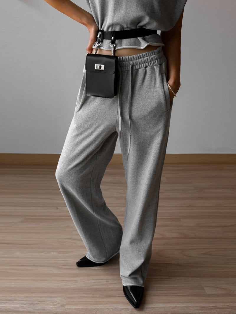 CUTTED DETAIL WIDE SWEATPANTS