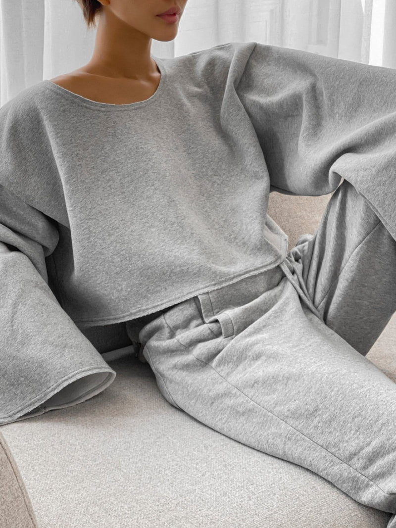 CUTTED DETAIL WIDE SWEATPANTS