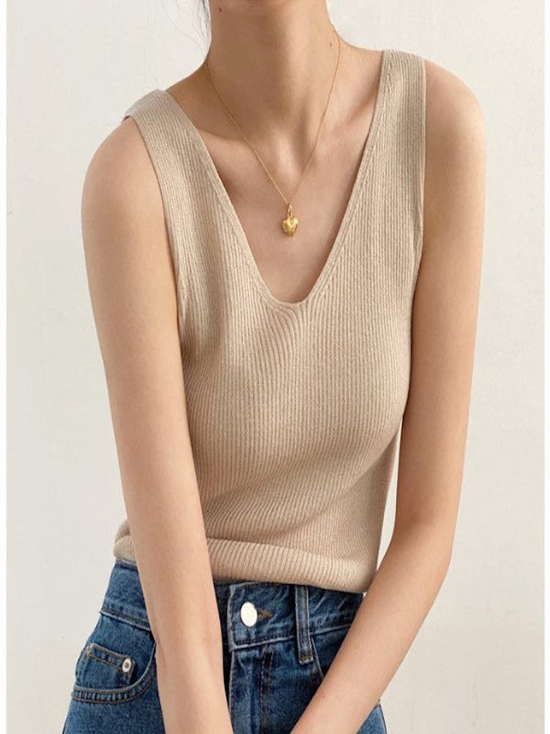 DOUBLE V-NECK SLEEVELESS RIBBED KNIT TOP