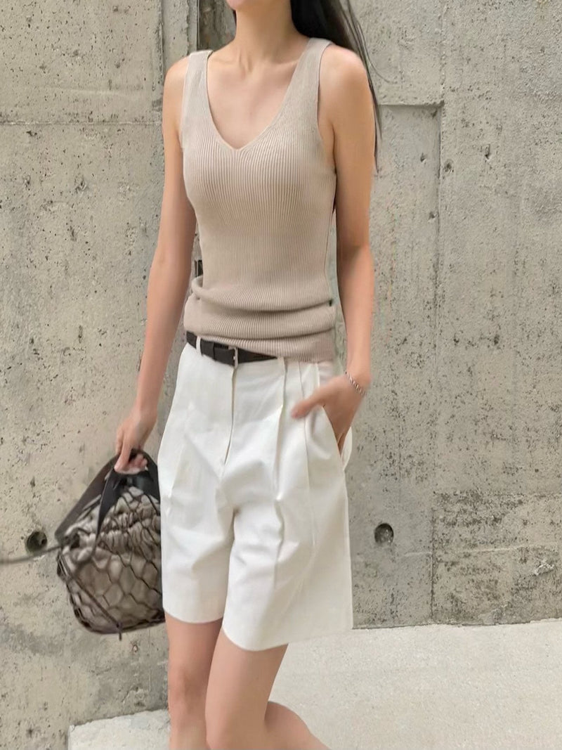 DOUBLE V-NECK SLEEVELESS RIBBED KNIT TOP