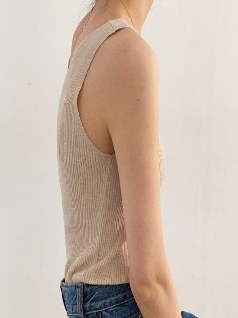 DOUBLE V-NECK SLEEVELESS RIBBED KNIT TOP