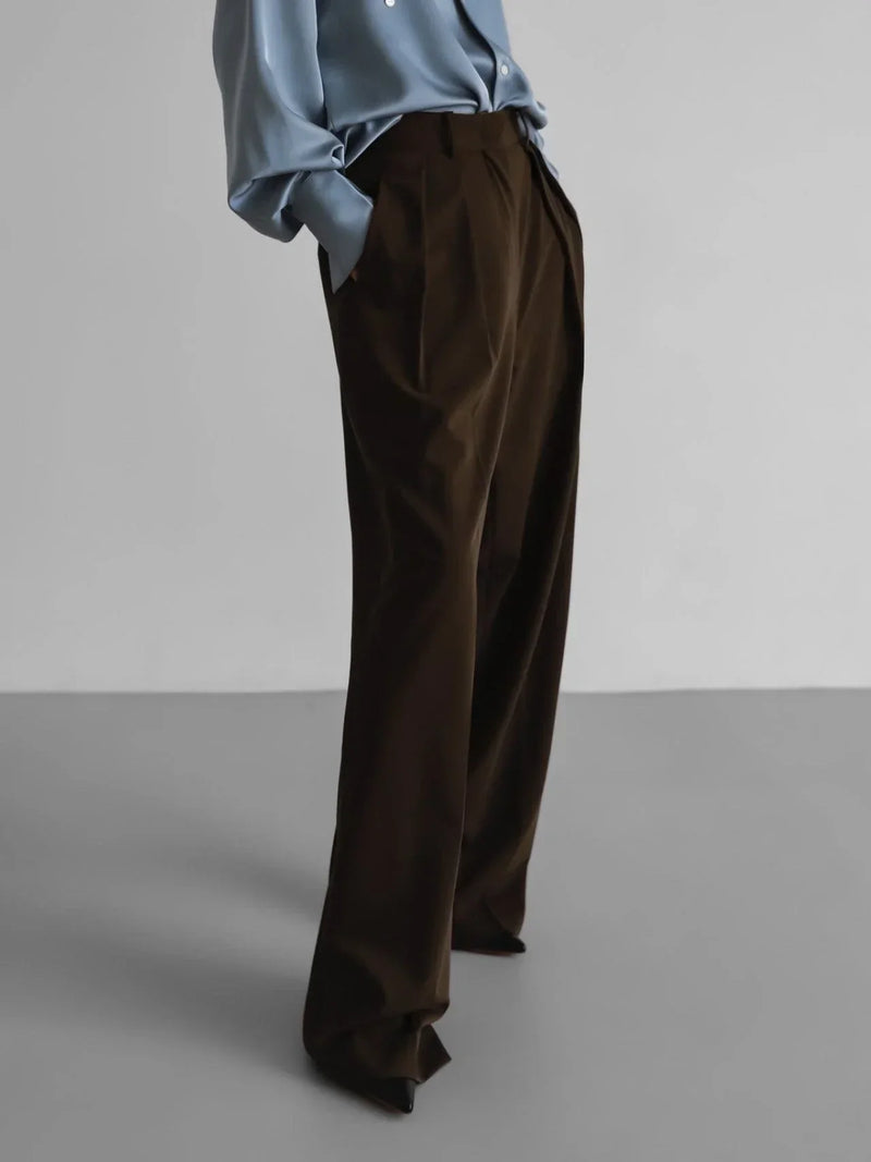 LOW WAISTED DOUBLE PLEATED WIDE TROUSERS