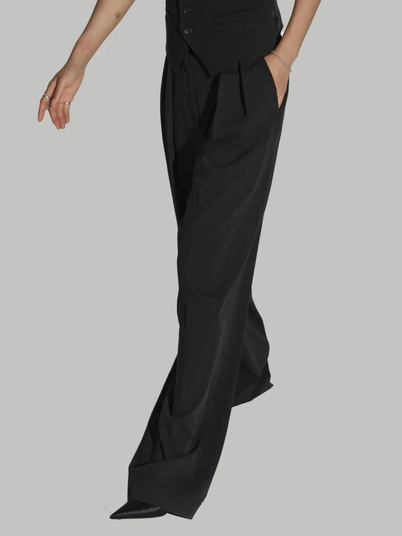 LOW WAISTED DOUBLE PLEATED WIDE TROUSERS