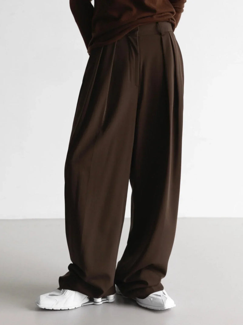 LOW WAISTED DOUBLE PLEATED WIDE TROUSERS