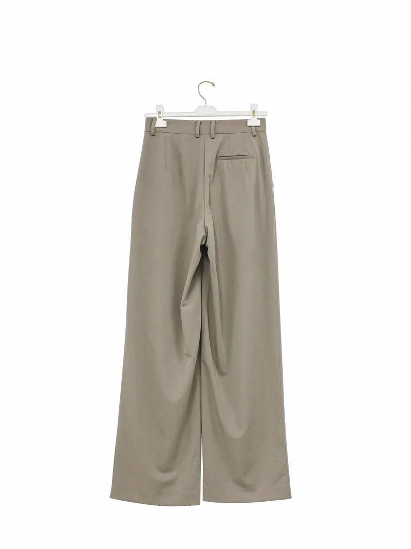 LOW WAISTED DOUBLE PLEATED WIDE TROUSERS