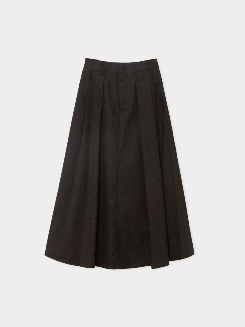 BACK BANDED FLARED PLEAT SKIRT