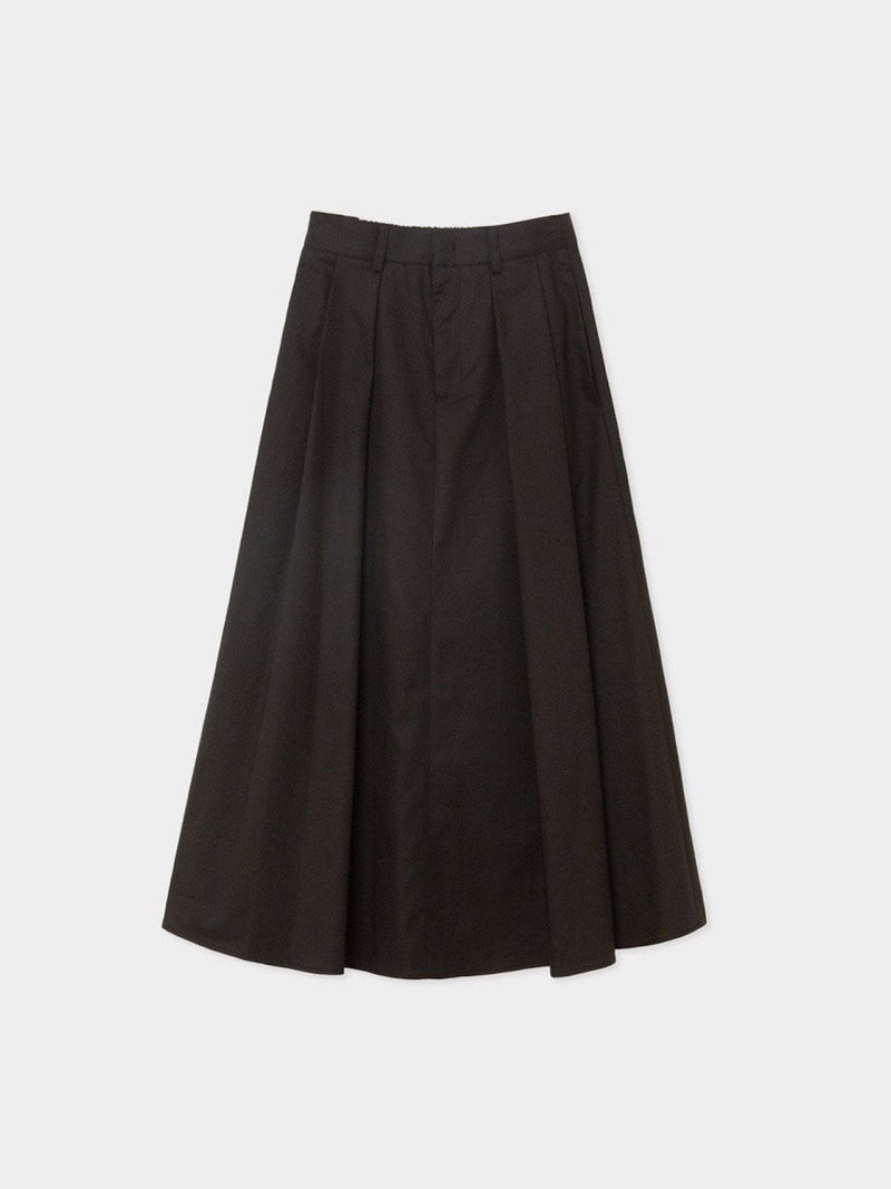 BACK BANDED FLARED PLEAT SKIRT