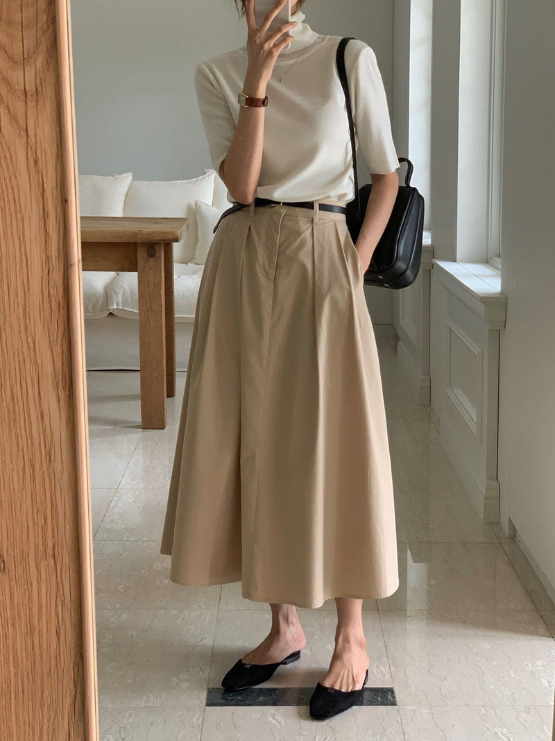 BACK BANDED FLARED PLEAT SKIRT