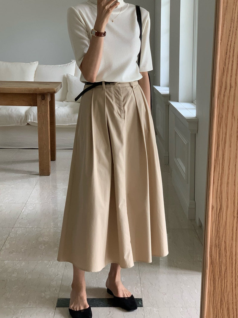 BACK BANDED FLARED PLEAT SKIRT