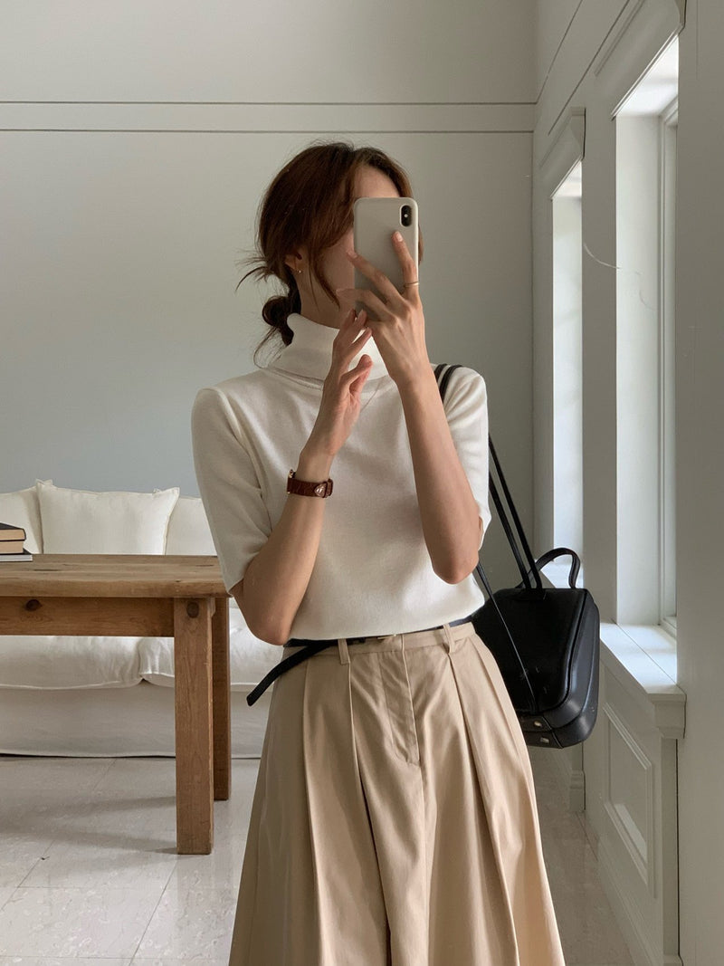 BACK BANDED FLARED PLEAT SKIRT