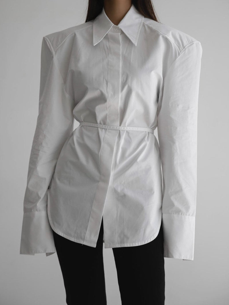 PADDED SHOULDER BUTTON DOWN COTTON SHIRT