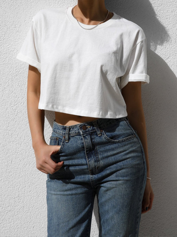 ROUND NECK HALF SLEEVE CROPPED T-SHIRT