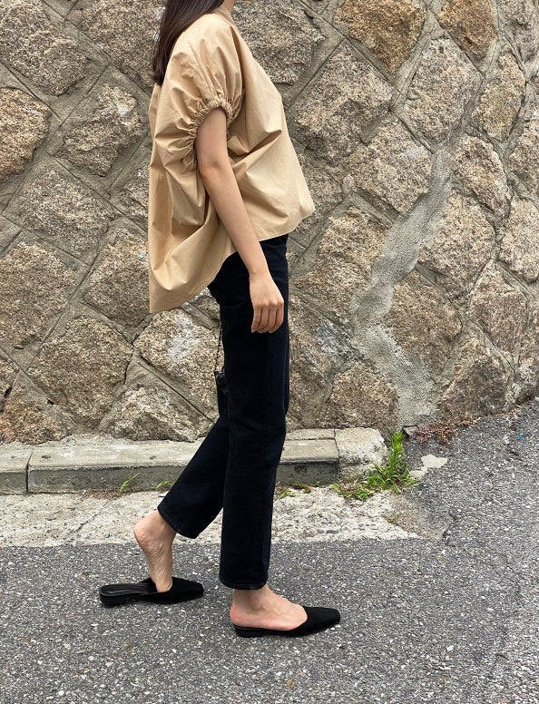 SHIRRING OVERSIZED BLOUSE