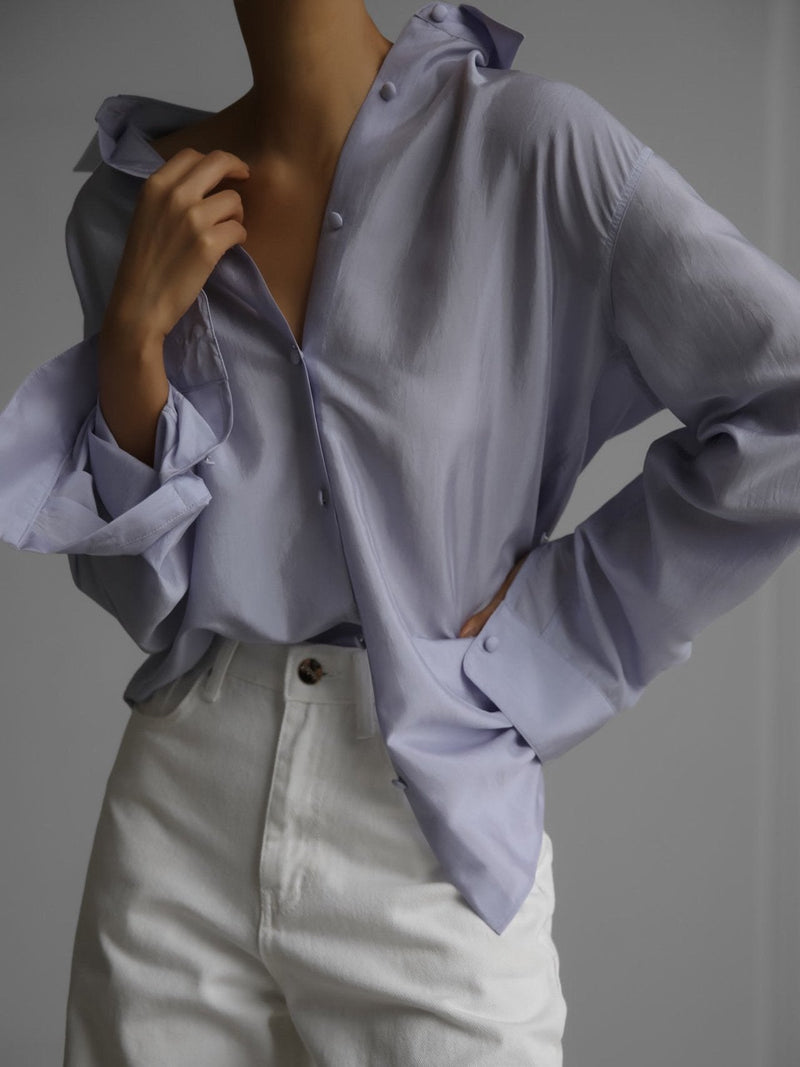 SILKY BEAN BUTTON DOWN BLOUSE