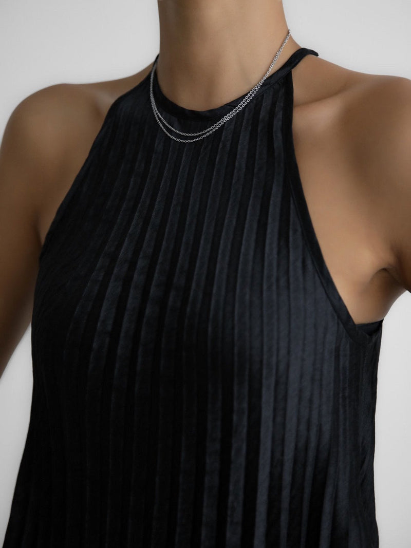 SILKY PLEATED HALTER NECK BLOUSE